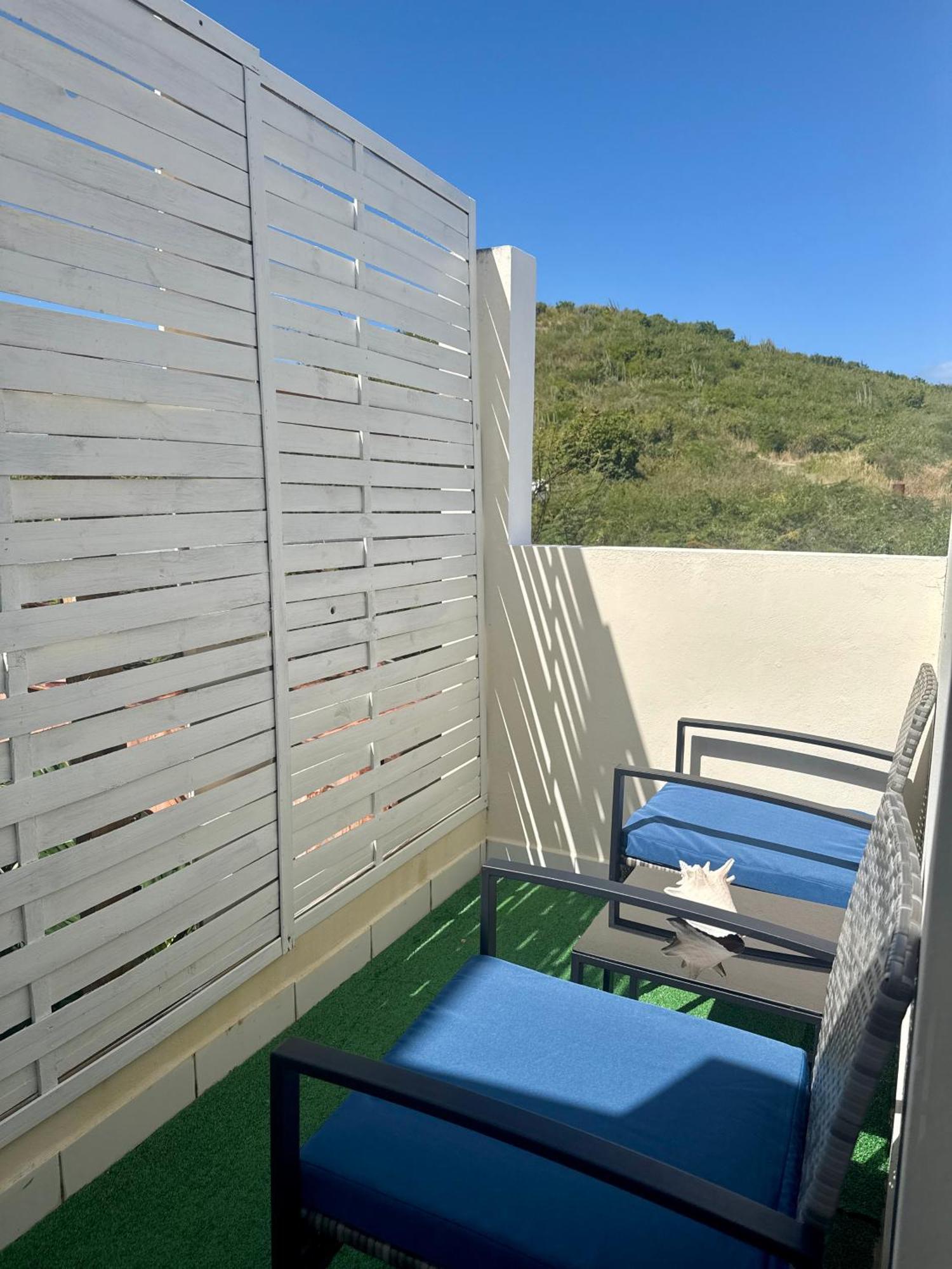 Hill Top Cottage La Savane 外观 照片