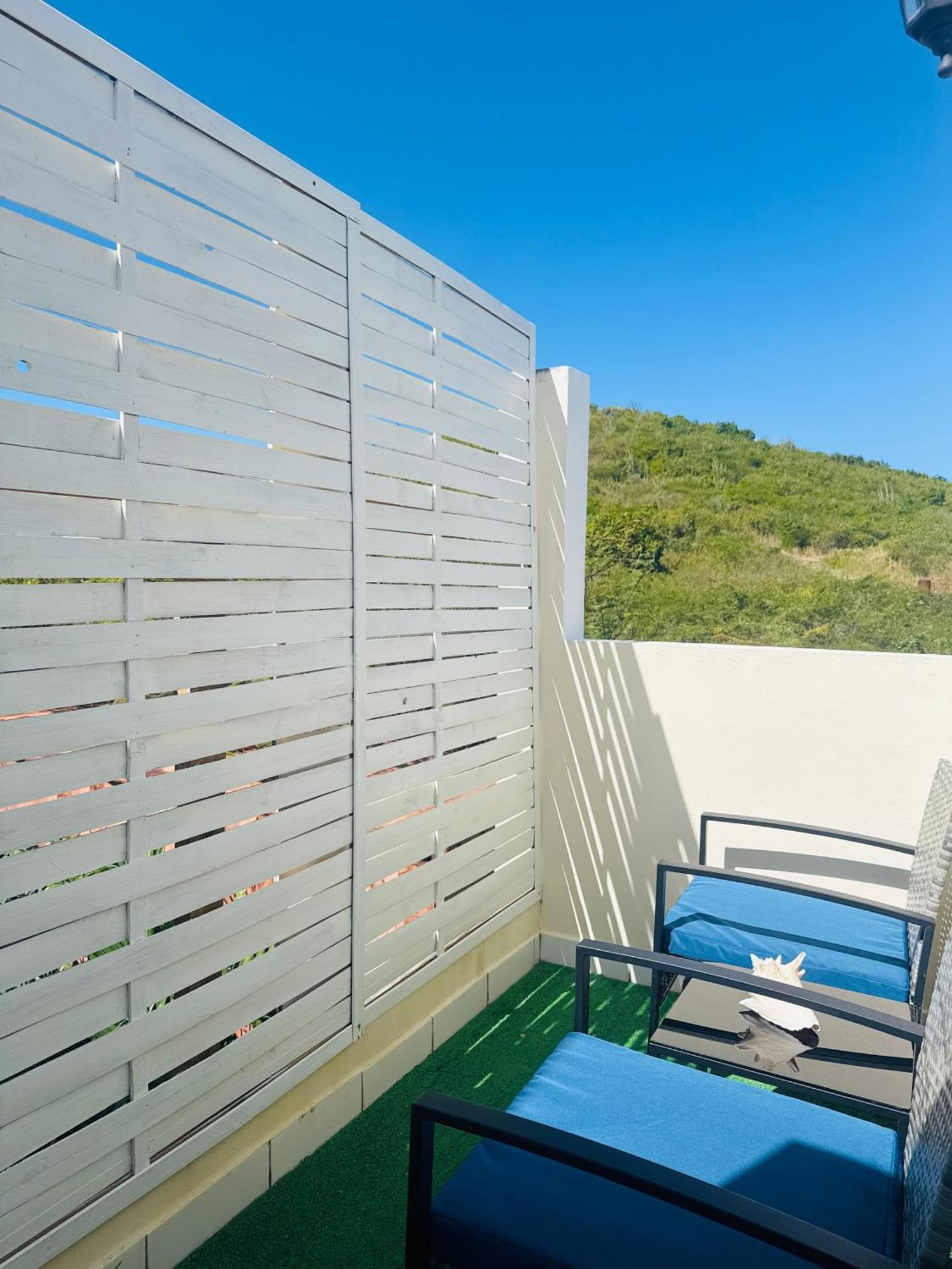 Hill Top Cottage La Savane 外观 照片