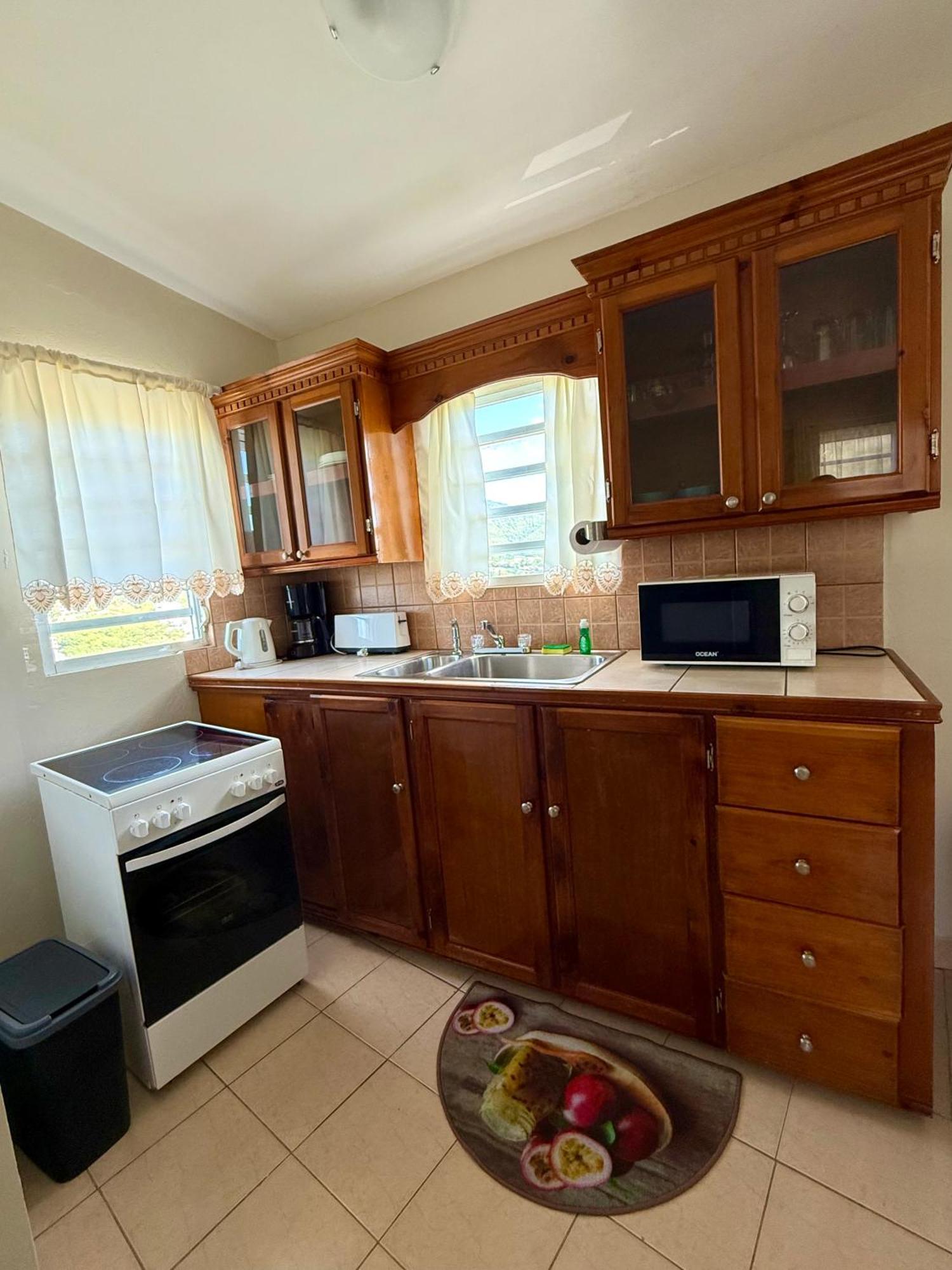 Hill Top Cottage La Savane 外观 照片